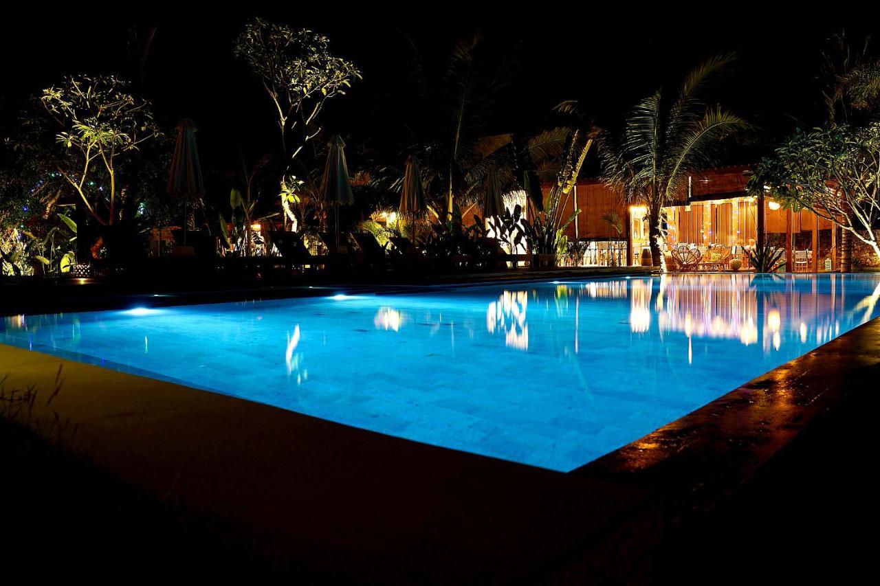 Segara Lombok Beach Resort 塞隆贝拉纳克 外观 照片